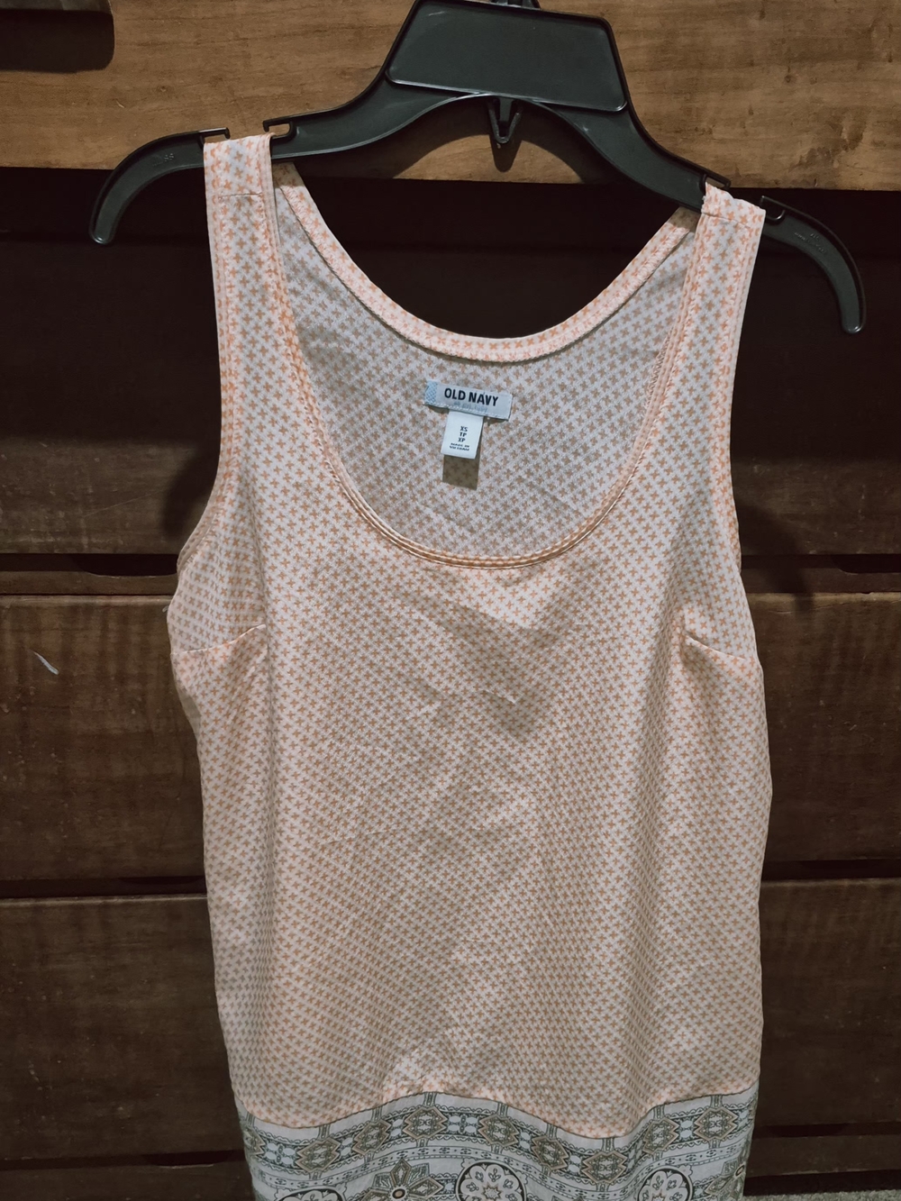 Old Navy Peach Printed Scoop Neck Tank with Decorative Hem